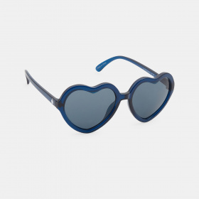Сини слънчеви очила на сърца