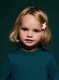 Бебе момиче