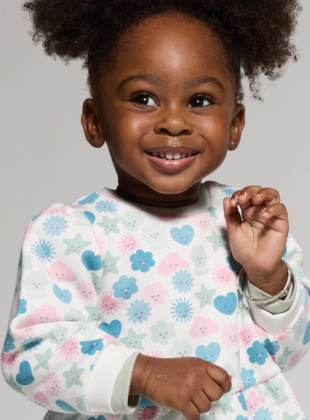 Бебе момиче