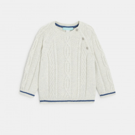 Пуловер с контрастни детайли