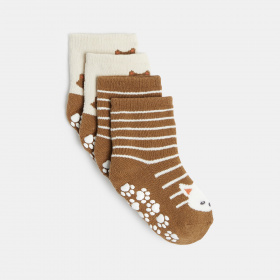 Кафяви неплъзгащи се чорапи