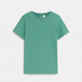 Зелена тениска с къс ръкав