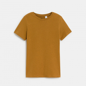Изчистена тениска в цвят шафран с къс ръкав