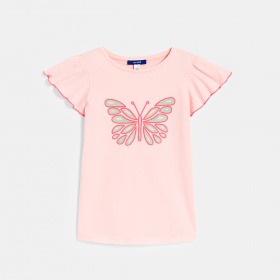 Розова тениска с къс ръкав и шарка на пеперуда