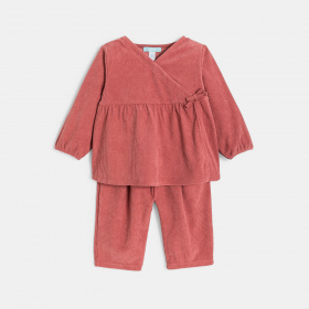 Розов кадифен комплект