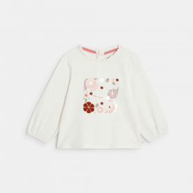 Бяла тениска с цветя