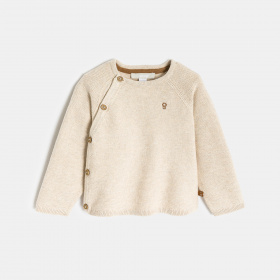 Бежов плетен пуловер