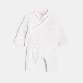 Розов костюм от 3 части