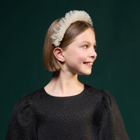 Бежова лента за глава