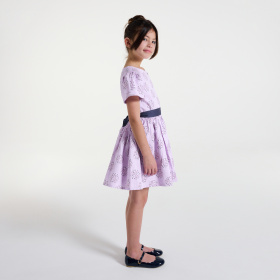 Лилава рокля с флорален принт