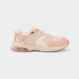 Розови маратонки