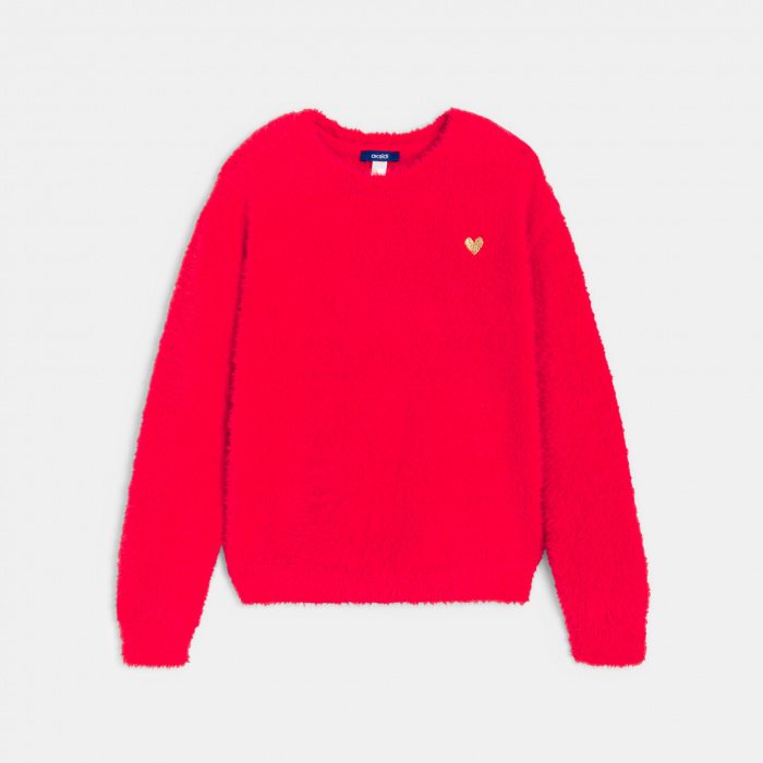 Червен мек пуловер с бродирано сърце