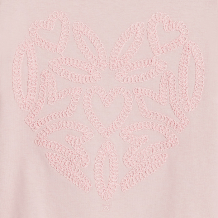 Розова тениска с дълги ръкави и бродерия