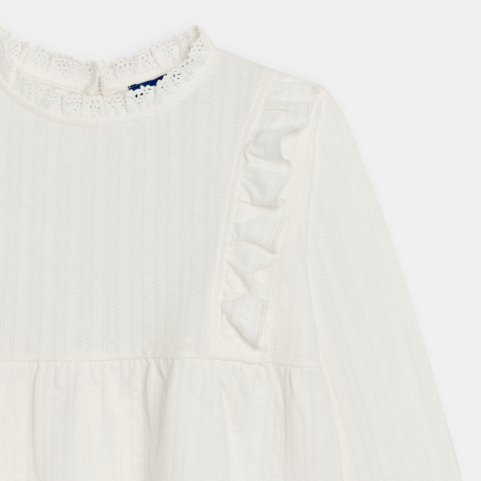 Бяла блуза с волани