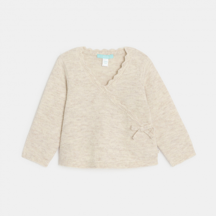 Бежова плетена жилетка