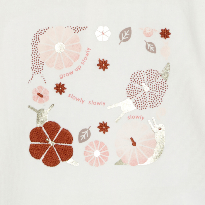 Бяла тениска с цветя