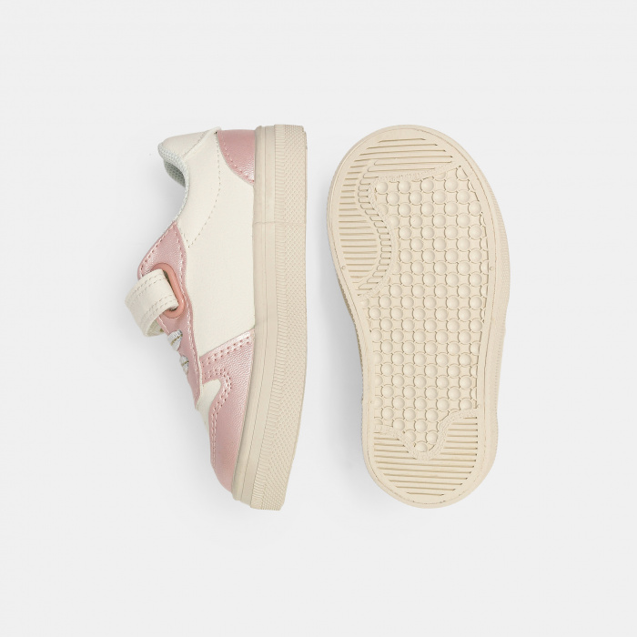 Розови маратонки със звезда