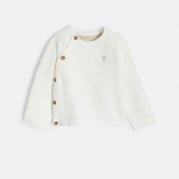 Бяла плетена жилетка