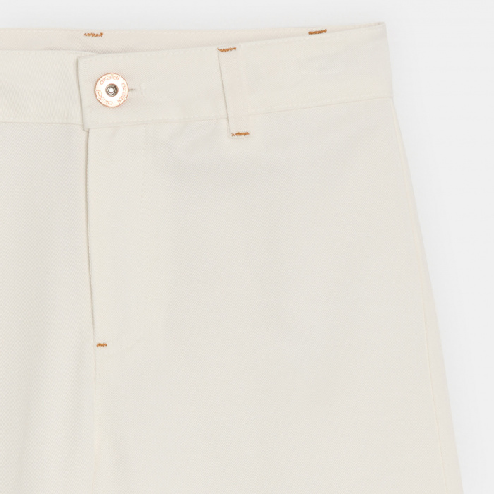 Бели панталони с широки крачоли