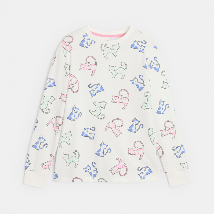 Бяла пижама с котки