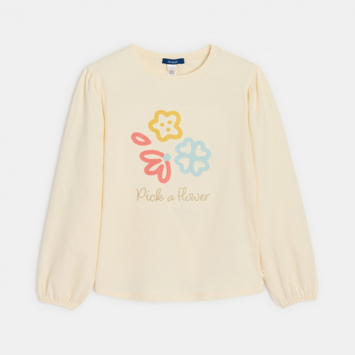 Тениска с бродирани цветя