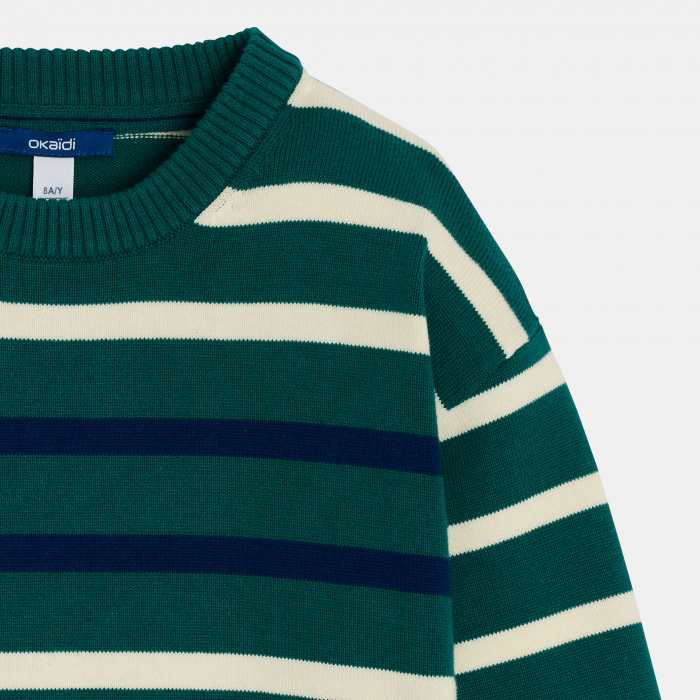 Зелен пуловер на райе