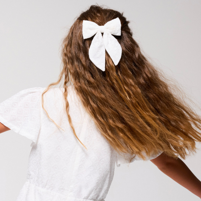 Бели панделка за коса