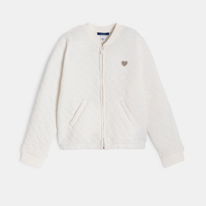 Бяло ватирано яке със сърце