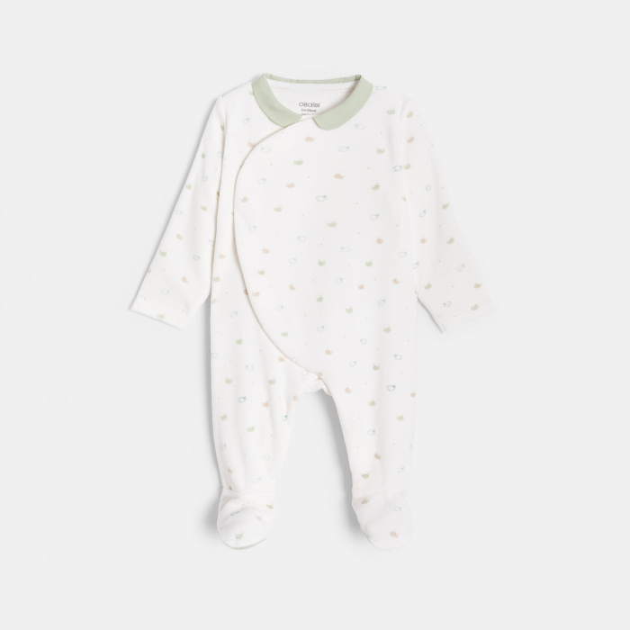 Бяла кадифена пижама