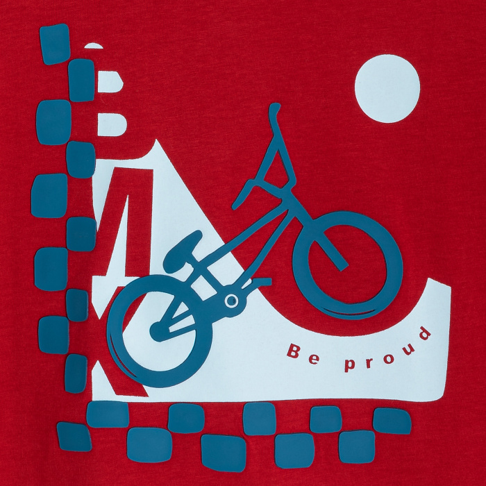 Червена спортна тениска с дълъг ръкав