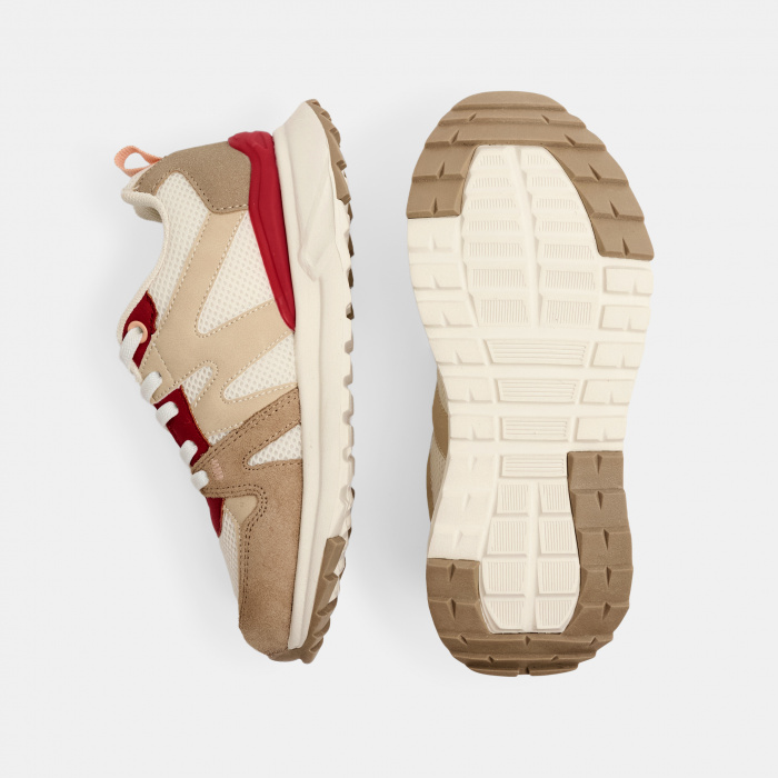 Кафяви маратонки