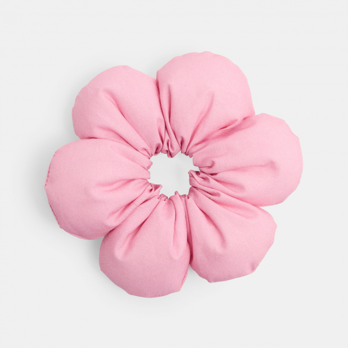 Розов ластик с цветя