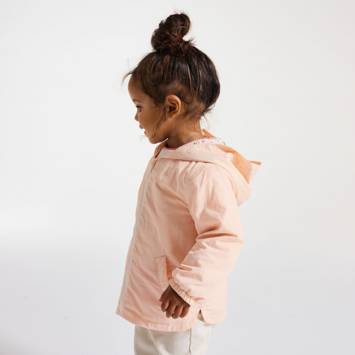 Бледорозово яке с качулка