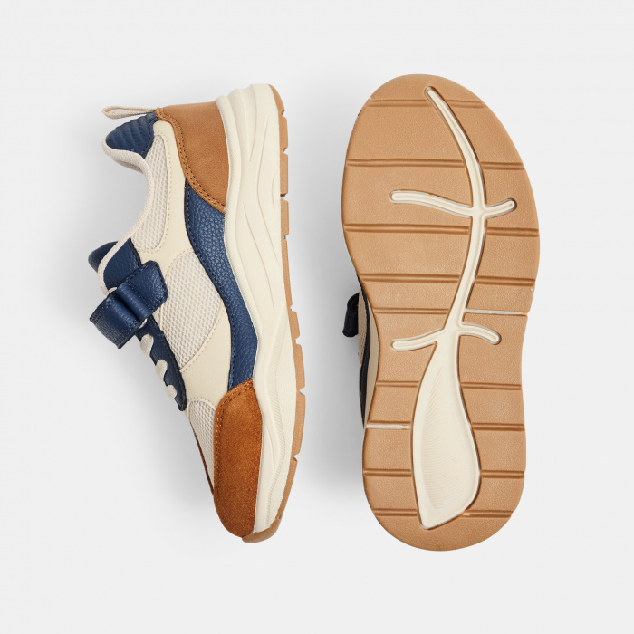 Кафяви маратонки