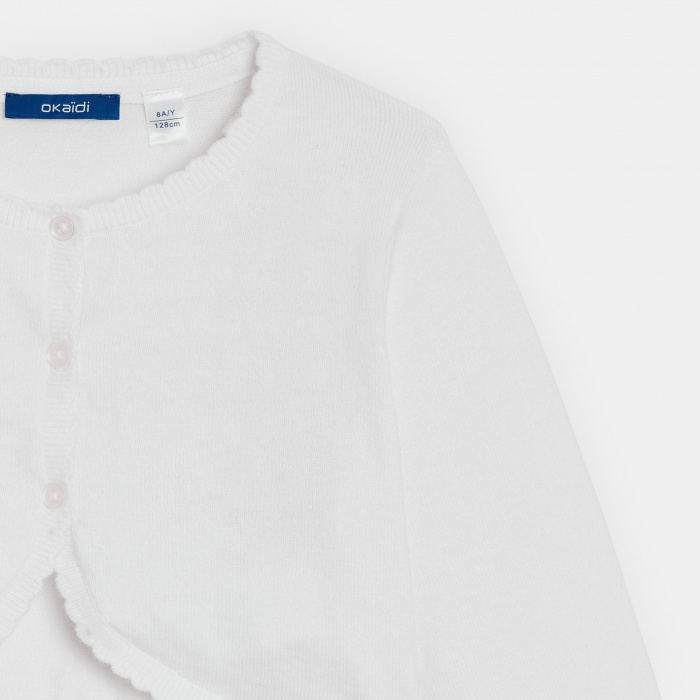 Бяла къса плетена жилетка