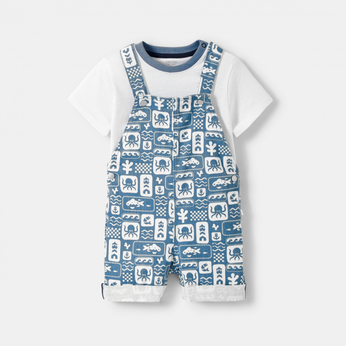 Къс гащеризон и тениска