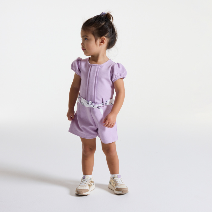 Лилав къс гащеризон