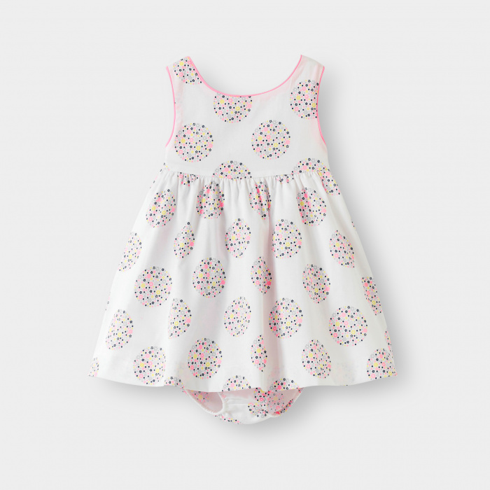 Бяла рокля с цветя