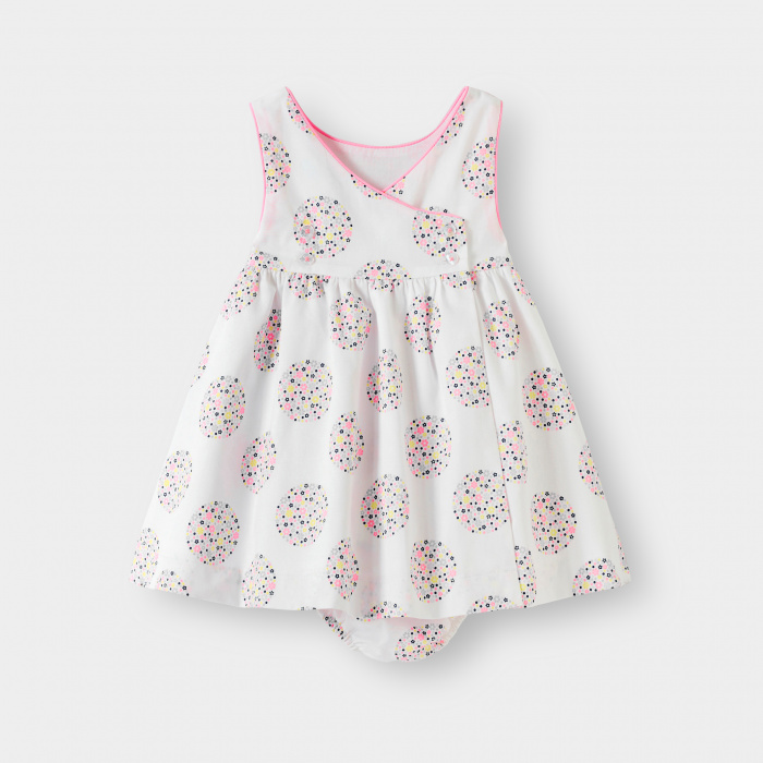 Бяла рокля с цветя