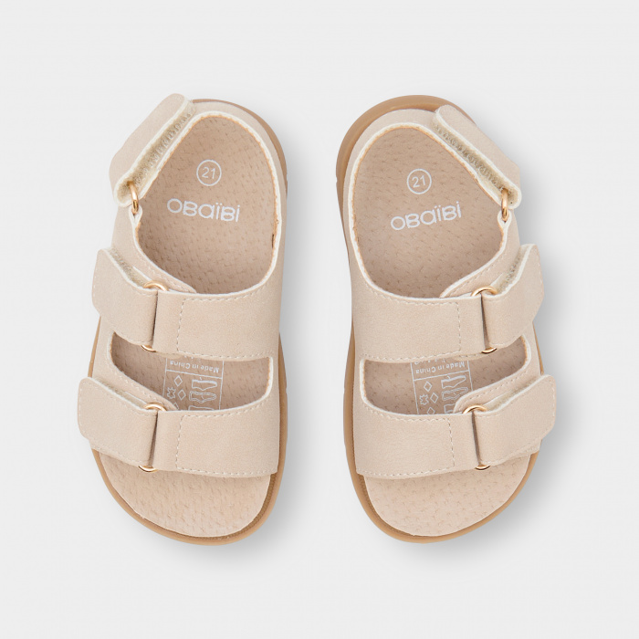 Бежови кожени сандали с велкро закопчаване