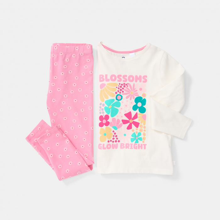 Розова пижама с цветя