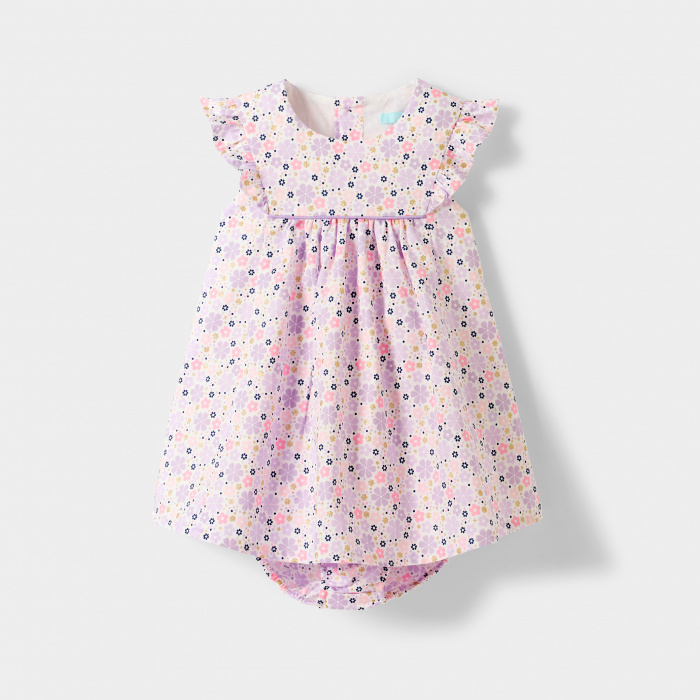 Розова рокля с флорални мотиви