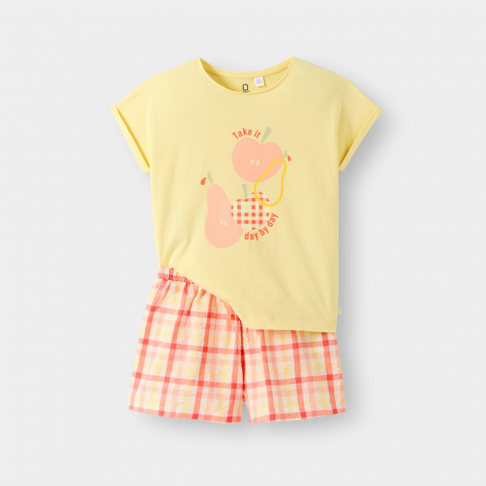 Къса пижама с плодове