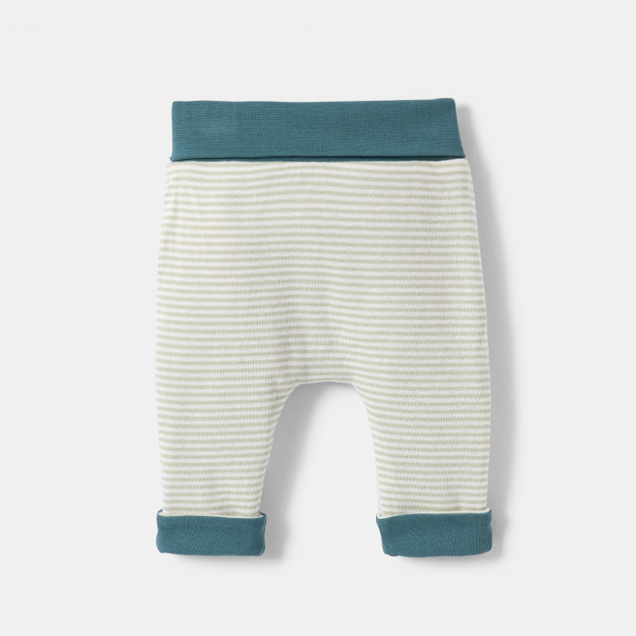 Зелен комплект с щампи