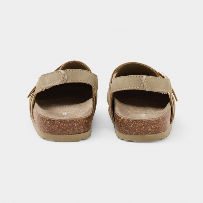 Бежови чехли