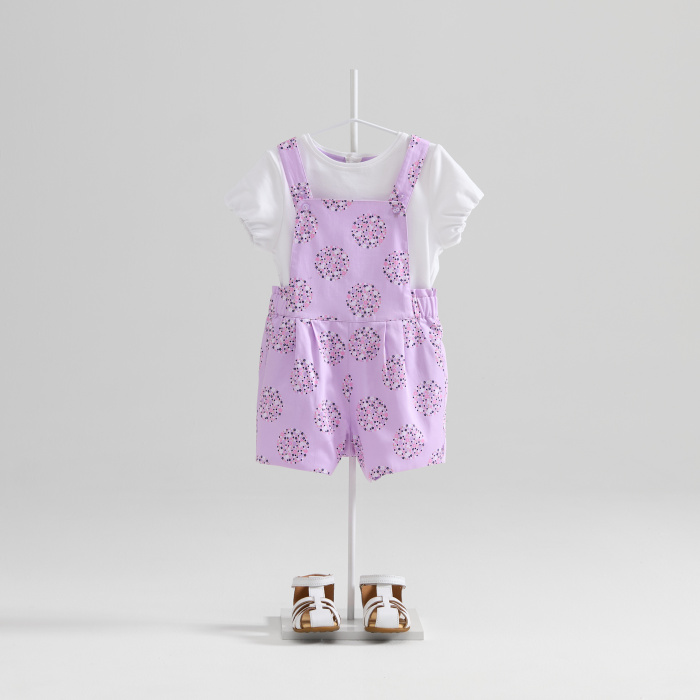 Къс лилав гащеризон и тениска