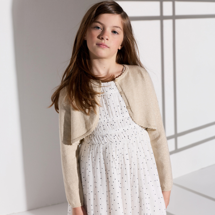 Лъскава плетена бежова жилетка