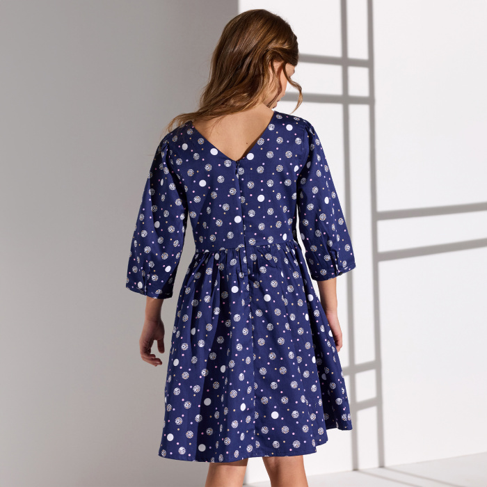 Синя рокля с буфан ръкави