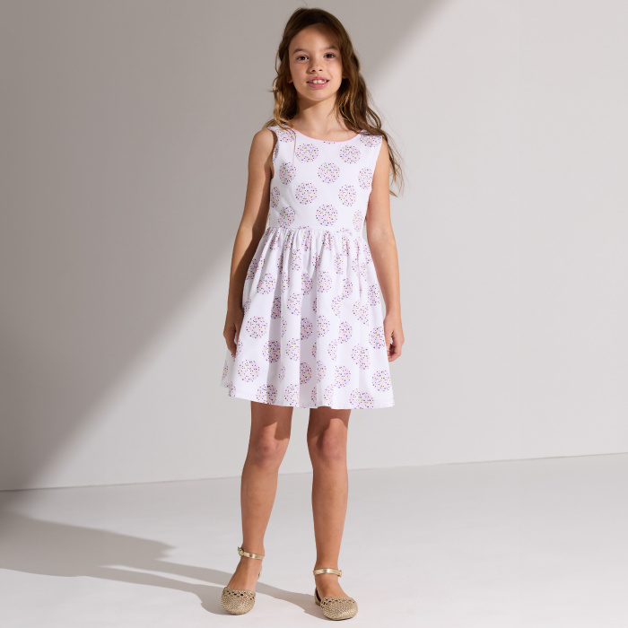 Бяла флорална рокля