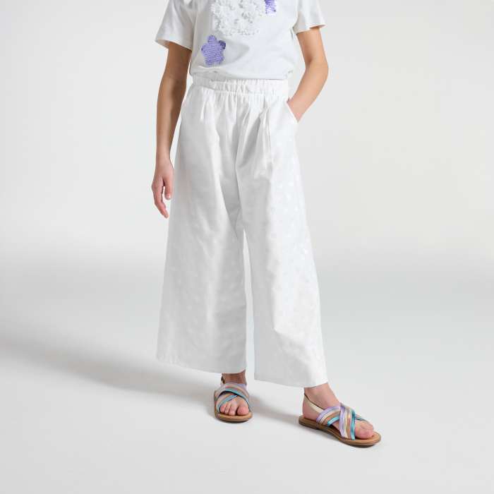 Бели панталони с широки крачоли на точки